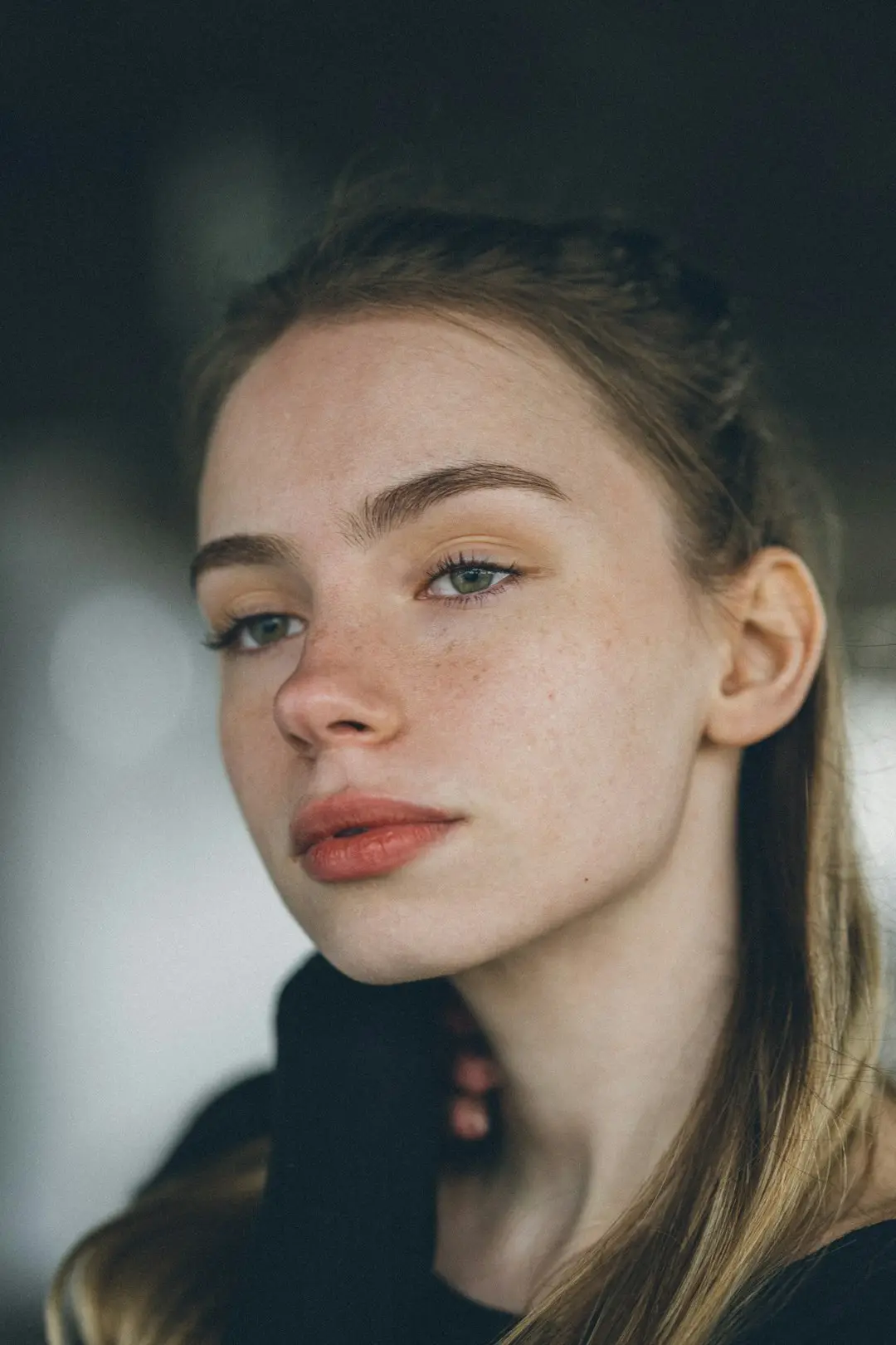 Pele com acne: a rotina de cuidado gentil