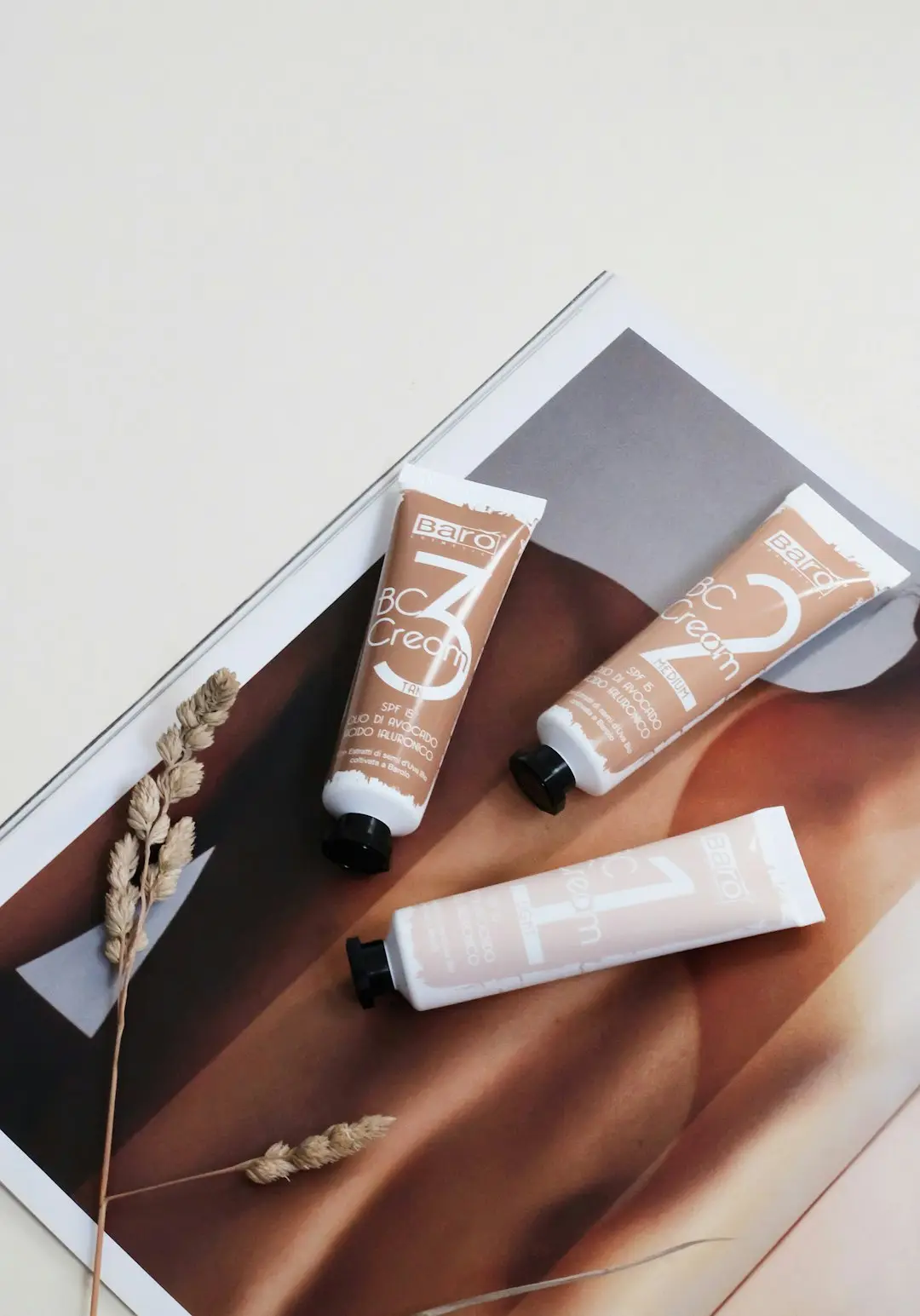 Skin tint ou base: qual escolher