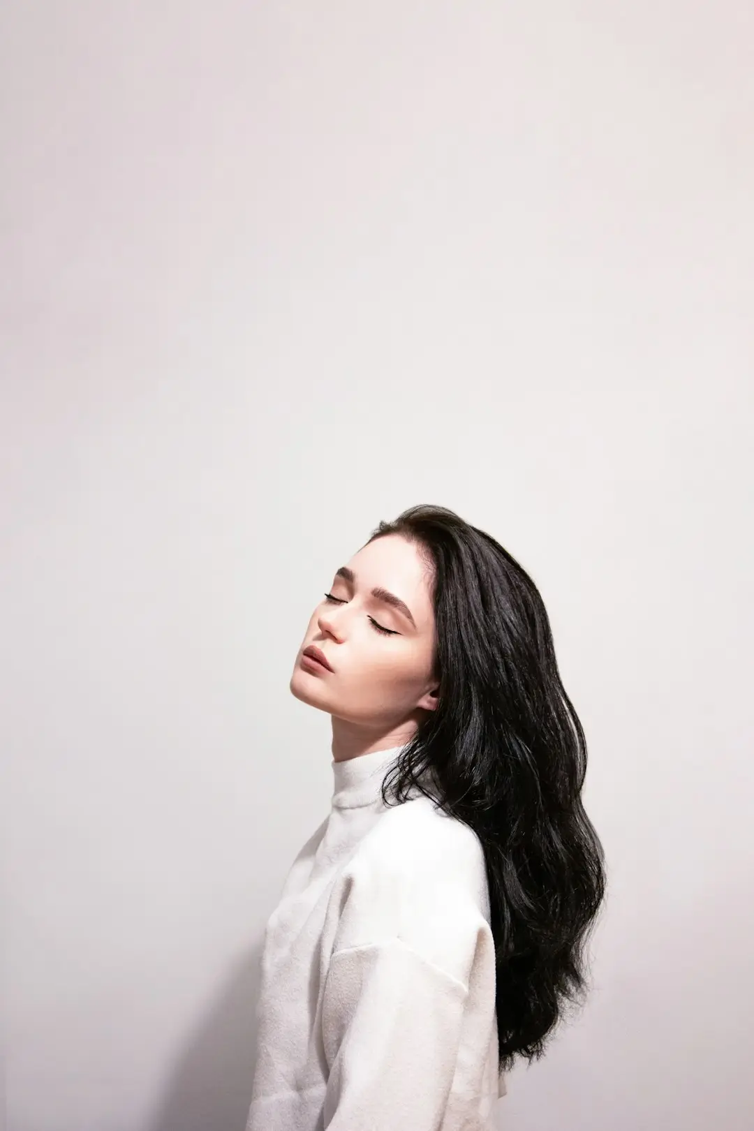 Skincare para pele mista: equilíbrio nas duas zonas